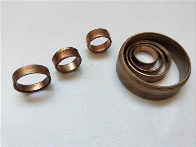 La chapa del anillo de cobre amarillo muere los componentes, prensa del metal que los dados alisan la superficie con menos rebabas 0