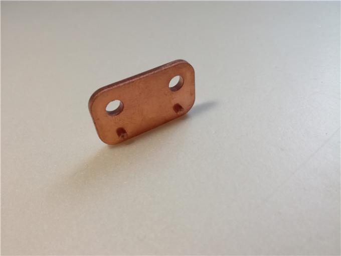 El cobre puro marca el metal con etiqueta que sella las piezas, dados progresivos de la chapa del espacio en blanco  0