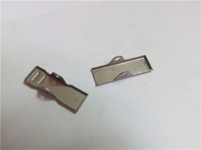 Los dados de doblez de la prensa del remache del metal de los clips de la suspensión cubren el sellado del soporte de Betal 0