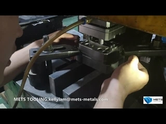 Banda de fusibles de plata/cobre de precisión fina con troquelado progresivo de una cavidad