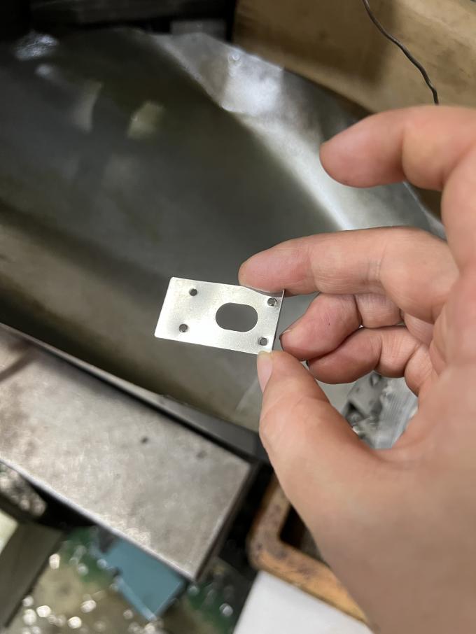 Stamped Metal Mounting Bracket – Durable, Precision-Formed, Corrosion-Resistant, Ideal for Industrial & Automotive Applications